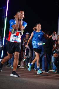 BIB: 41176, 41735
                            <button type="button" onclick="openModal(20556445)" class="btn btn-primary btn-sm float-right btn-popup" data-toggle="modal" data-target=".modal-high-quality">
                        <i class="fas fa-shopping-cart"></i> Add to Cart
                    </button>
                                            <button type="button" onclick="isThisMe(20556445, true)" class="btn btn-success btn-sm float-right btn-popup btn-isme hidden" data-toggle="tooltip" data-placement="bottom" title="นี่คือรูปของคุณใช่ไหม คลิกที่นี่เพื่อเอาเข้าอัลบั้ม">
                        <i class="fas fa-plus"></i> Add to album
                    </button>
                    <button type="button" onclick="isThisMe(20556445, false)" class="btn btn-warning btn-sm float-right btn-popup btn-isnotme hidden">
                        <i class="fas fa-ban"></i> Remove from album
                    </button>
